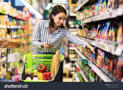 shoppers photo
